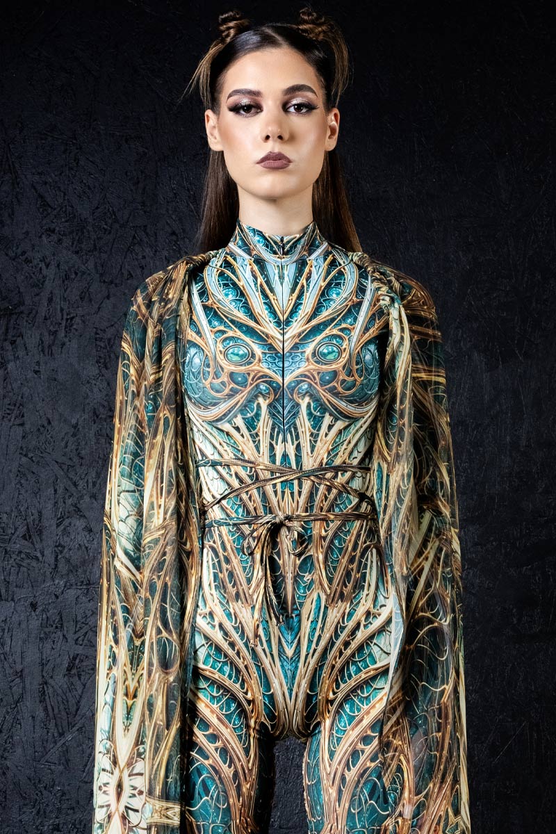 elf-majesty-mesh-wings-close-view