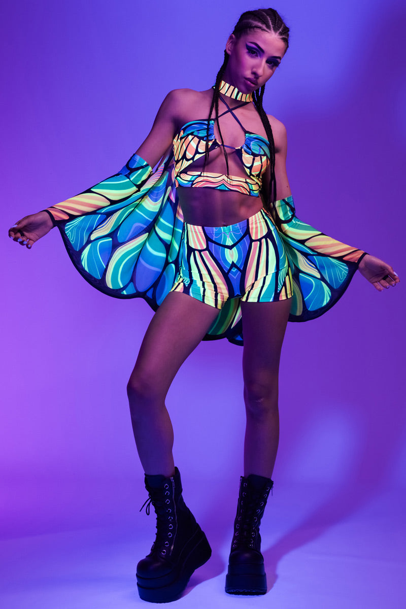 firefly-high-waisted-shorts-set-close-front-view-uv