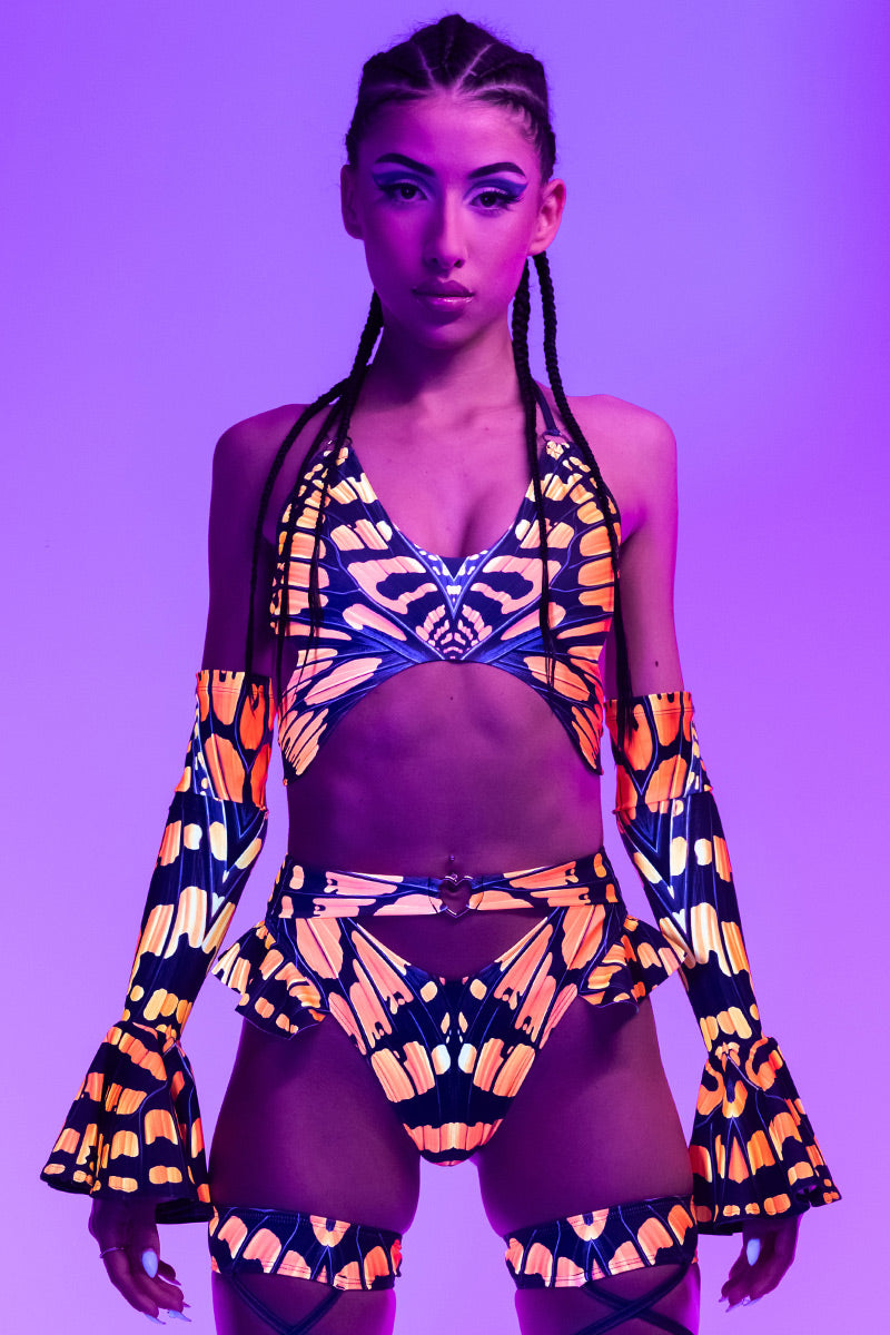 monarch-butterfly-cut-out-ruffle-shorts-set-close-view-uv