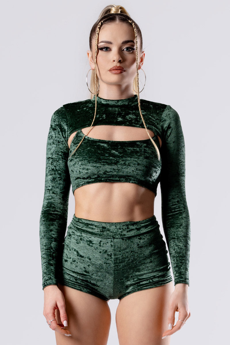 moss-babe-booty-shorts-set-green-velvet-close-view