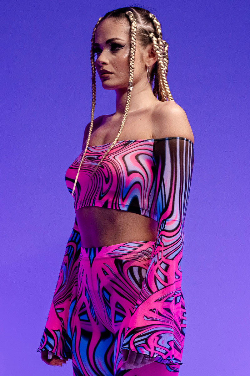 neon-magenta-motion-leggings-set-uv-close-side-view