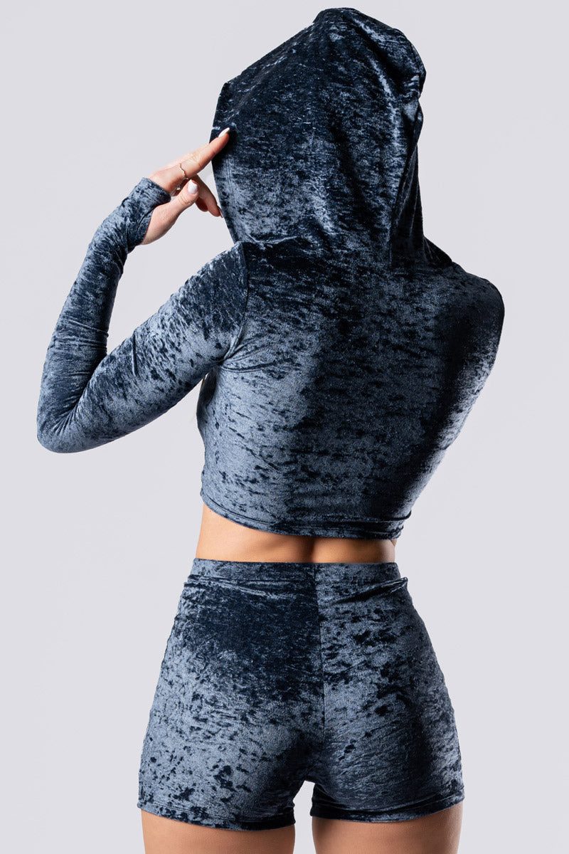 nightshade-lace-up-crop-top-blue-velvet-close-back-view