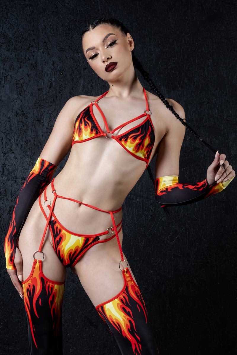 on-fire-strappy-o-ring-chap-pants-set-close-side-view