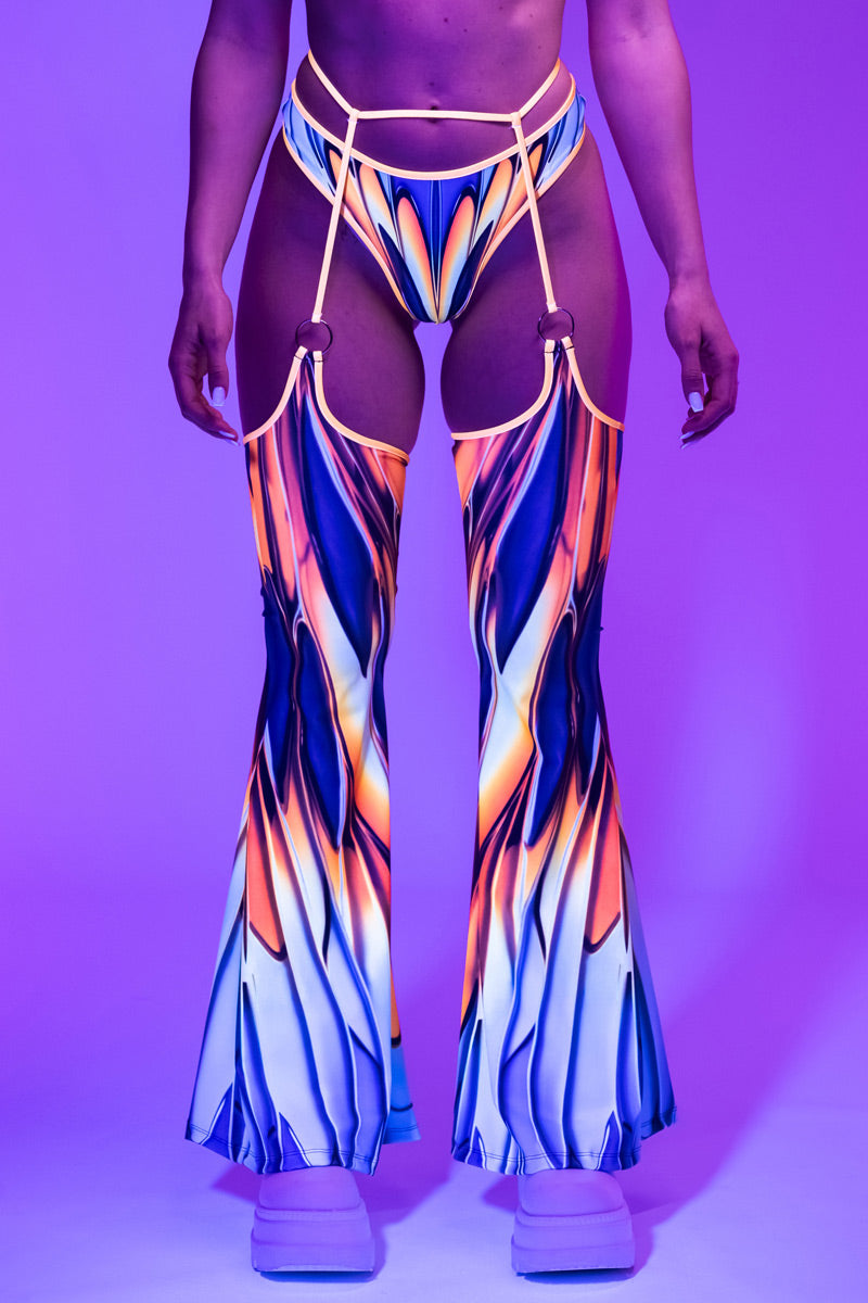 solar-bloom-o-ring-chaps-close-view-uv