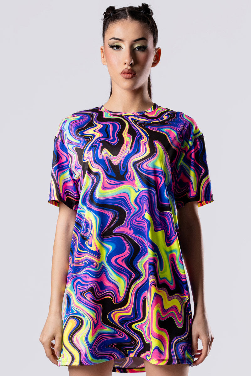total-obsession-oversized-t-shirt-dress-close-front-view