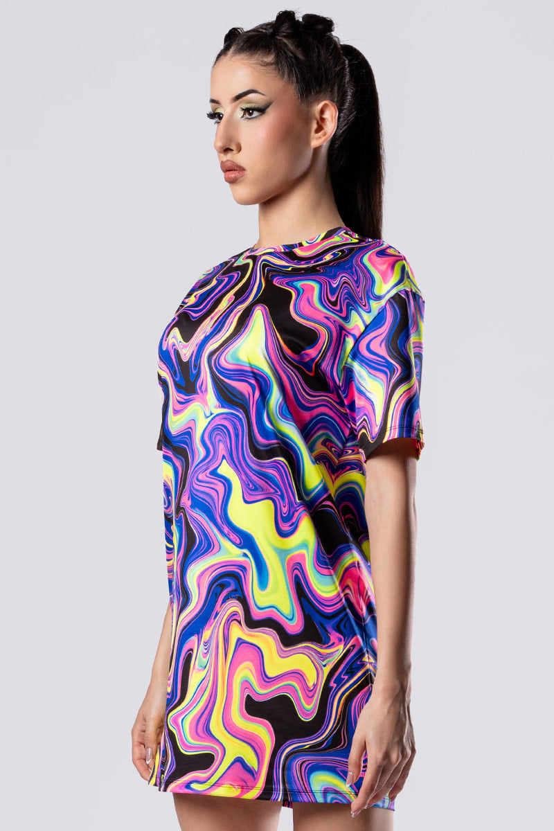 total-obsession-oversized-t-shirt-dress-close-side-view