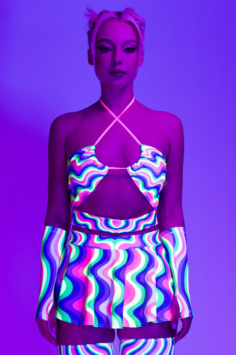 wavy-baby-rave-mini-skirt-set-close-view-uv